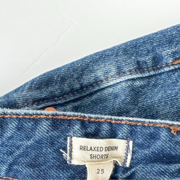 Madewell Jean Shorts SZ 25 Relaxed Fit Denim Cut Off Frayed Hem - Picture 3 of 6